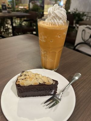 Chocolate fudge cake and Thai tea smoothie   at Veganerie - Siam Paragon in Bangkok