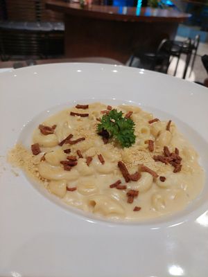 Mac and cheese at Veganerie - Siam Paragon in Bangkok