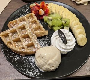 Fruity Delight Waffle at Veganerie - Siam Paragon in Bangkok
