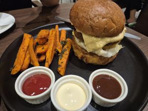 Burger with sweet potato fries at Veganerie - Siam Paragon in Bangkok