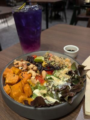 Pumpkin quinoa dish with a butterfly tea at Veganerie - Siam Paragon in Bangkok