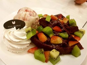 Desserts at Veganerie - Siam Paragon in Bangkok