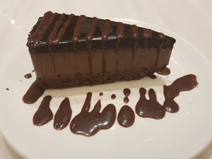 We came back 4 times for desserts 😋 at Veganerie - Siam Paragon in Bangkok