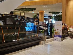 Food court, lower level of the mall at Veganerie - Siam Paragon in Bangkok