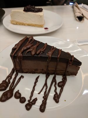 Mud cake at Veganerie - Siam Paragon in Bangkok