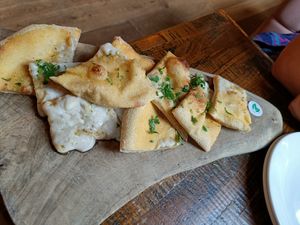 Vegan cheesy garlic bread  #Veganuary at Zizzi in Belfast