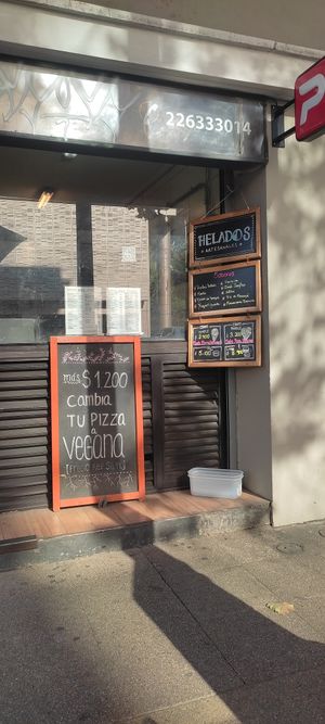  at Pizzeria Verace in Santiago