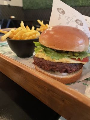 Andrômeda (esse é o mais pedido e realmente é maravilhoso!)  at Ahimsa Burgers in Florianopolis