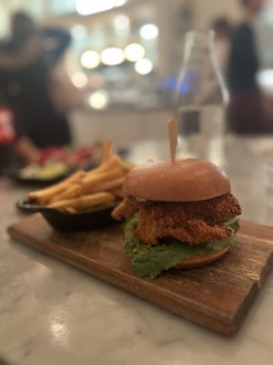 Burger pleurotes   at LOV - McGill in Montreal