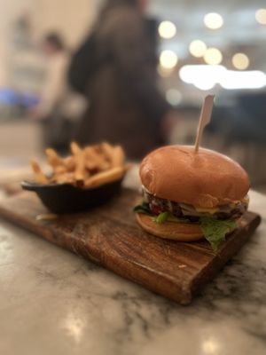 Cheeseburger   at LOV - McGill in Montreal