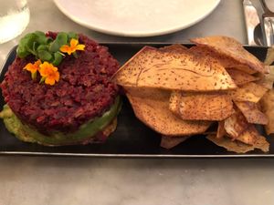 Beet tartare on avocado with taro chips at LOV - McGill in Montreal
