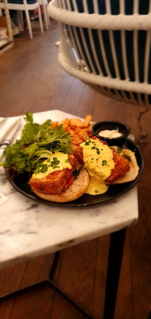  at LOV - McGill in Montreal