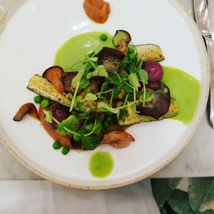 Mushroon entre at LOV - McGill in Montreal