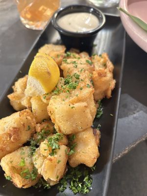 «calmar» frit   at LOV - McGill in Montreal