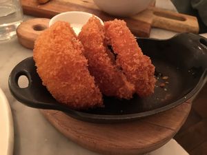 Onion rings at LOV - McGill in Montreal