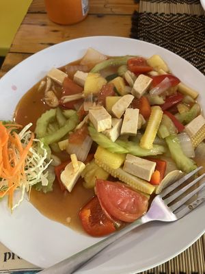 Sweet and sour at Vegan Heaven in Chiang Mai