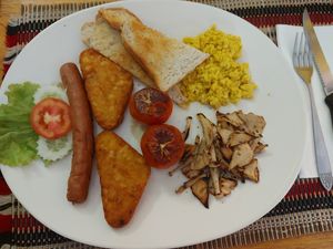 Breakfast Set C at Vegan Heaven in Chiang Mai