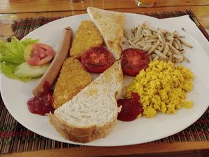 Breakfast Set C at Vegan Heaven in Chiang Mai