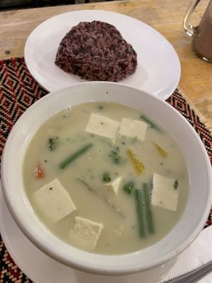 Green curry (90 baht) with black rice (25 baht)  at Vegan Heaven in Chiang Mai