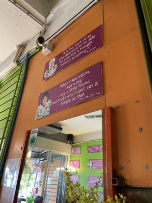 Sink near seating and quotes  at Vegan Heaven in Chiang Mai