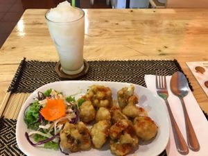 spicy cauliflower   at Vegan Heaven in Chiang Mai