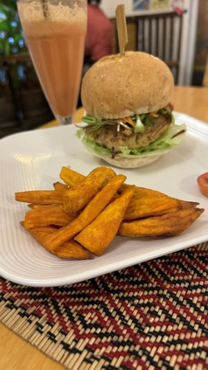 Mushroom burgerrs  at Vegan Heaven in Chiang Mai