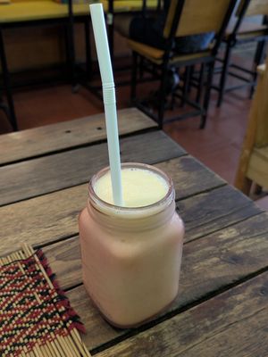 Coconut, Lemon and Pineapple at Vegan Heaven in Chiang Mai