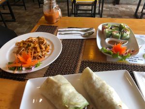 Pad Thai, Springroll and Wrap at Vegan Heaven in Chiang Mai