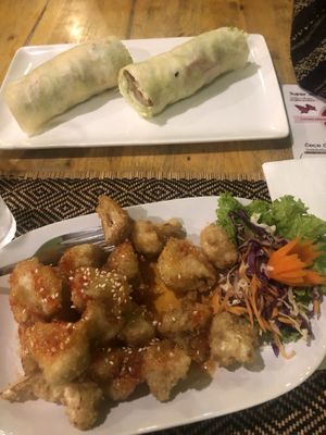“Chicken” wrap & cauliflower wings at Vegan Heaven in Chiang Mai