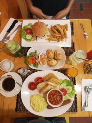 Brunch set very good. Burger with French Fries but too dry at Vegan Heaven in Chiang Mai