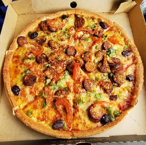 Vegan "Mischief" (minus the chick'n nuggs) at Hell Pizza in Taupo