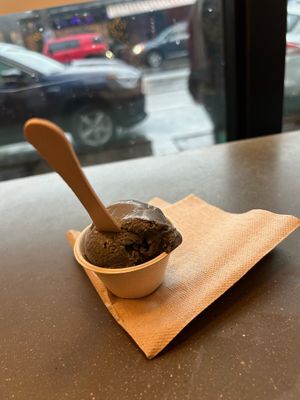 Just need the smallest size to satisfy at Frankie & Jo's - Capitol Hill in Seattle