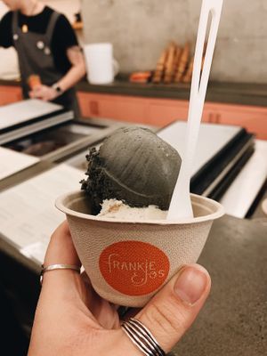 Salted Caramel Ash / California Cabin at Frankie & Jo's - Capitol Hill in Seattle