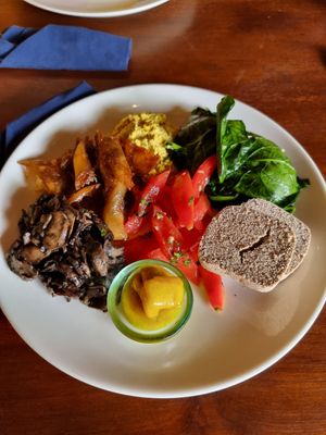 Big Boy Breaky at Sayuri Healing Food in Ubud