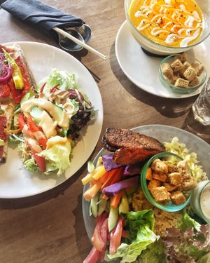 On the left is the salmon sandwich, on the right a bowl of veggies and tempeh  at Sayuri Healing Food in Ubud