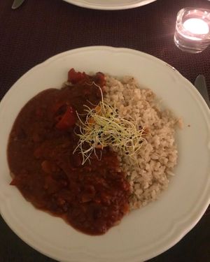 Veganes Chili mit Reis at Canape in Dinslaken