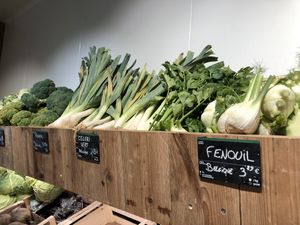 Verdures sans plastique  at Färm in Uccle