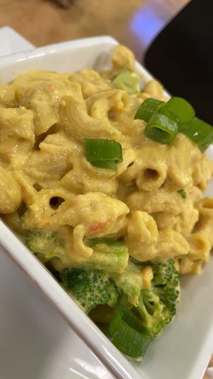 Max and Cheese at Juice 2 U in Pompano Beach