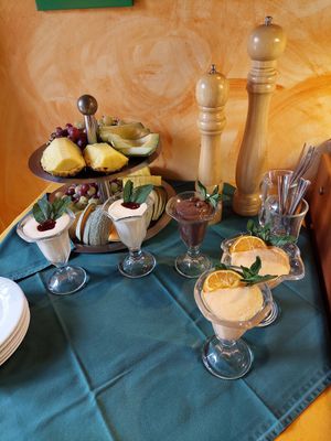 All non-vegan desserts + a few fruits at Aubergine in Fulda