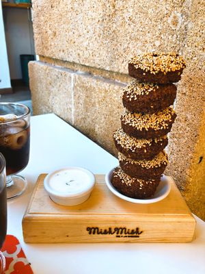 Super soft on the inside and mega crunchy on the outside. Delicious  at Mish Mish in Alicante