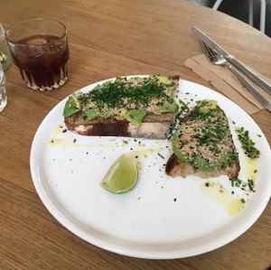 avocado toasts and cold brew  at Mok in Brussels
