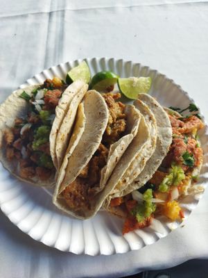 Suadero (mi fav de los tres) chicharrón en salsa verde y pastor. at Veganisimo Loncheria in Mexico City