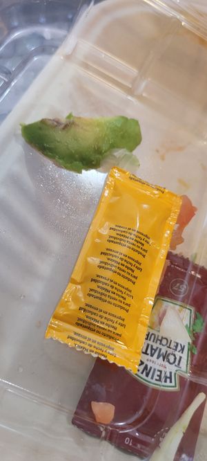 Avocado that I asked to be removed because of my severe allergy at Veganisimo Loncheria in Mexico City