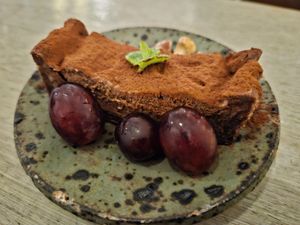 Vegan chocolate tarte at Saborami in Okinawa