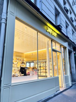   at Jay & Joy in Paris