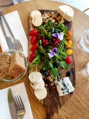  at Jay & Joy in Paris