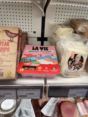 vegan lardons and tofu selection  #Veganuary at Jay & Joy in Paris