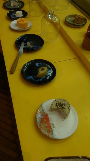 tasting at Jay & Joy in Paris