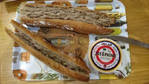 Great roquefort type homemade vegan cheese Joséphine from Jay & Joy at Jay & Joy in Paris