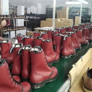 Unsere neuen Winterschuhe wurden in Portugal fertiggestellt. at Shoezuu in Gelsenkirchen